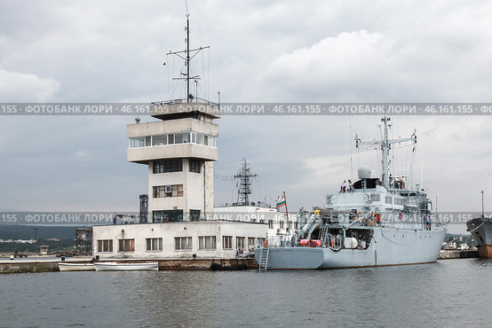 Tripartite-class minehunter number 32 of Bulgarian Navy (2014 год). Редакционное фото, фотограф EugeneSergeev / Фотобанк Лори
