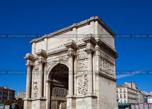 Триумфальная арка Porte d'Aix (другое название Porte Royale, 1839 г.). Марсель, Франция (2013 год). Стоковое фото, фотограф Иван Марчук / Фотобанк Лори