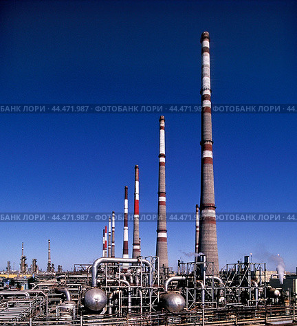 Трубы газоперерабатывающего завода 2006 г. Стоковое фото, фотограф Павел Просянов / Фотобанк Лори