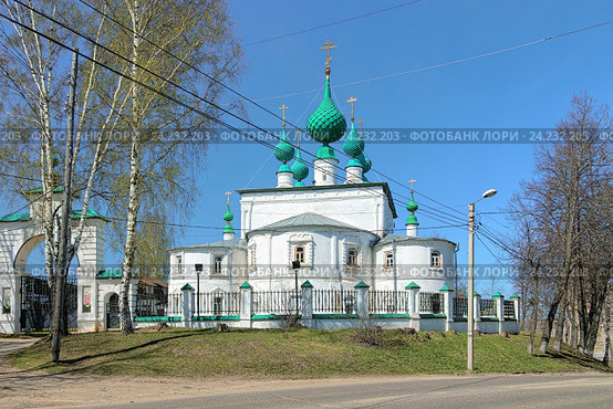 Церковь Спаса Преображения в Кинешме, Ивановская область (2013 год). Стоковое фото, фотограф Михаил Марковский / Фотобанк Лори