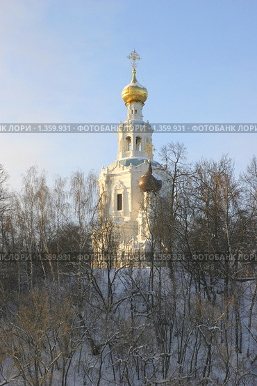 Церковь Троицы Живоначальной (1690) в Троицком-Лыково, Москва (2010 год). Стоковое фото, фотограф Наталия Шевченко / Фотобанк Лори