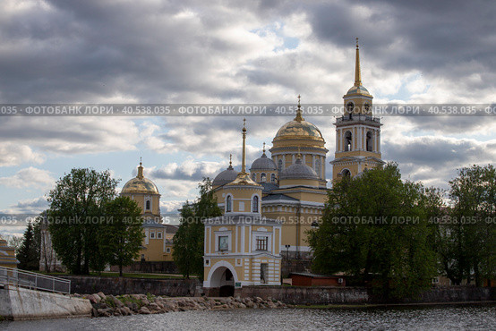 Тверская область. Монастырь Нило-Столобенская (Нилова) пустынь. (2023 год). Редакционное фото, фотограф Литвяк Игорь / Фотобанк Лори