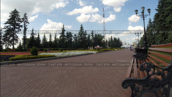 Уфа, площадь Салавата Юлаева, основная площадка саммита стран ШОС и БРИКС, проводимого в Уфе 8-10 июля 2015. Стоковое видео, видеограф Mikhail Erguine / Фотобанк Лори
