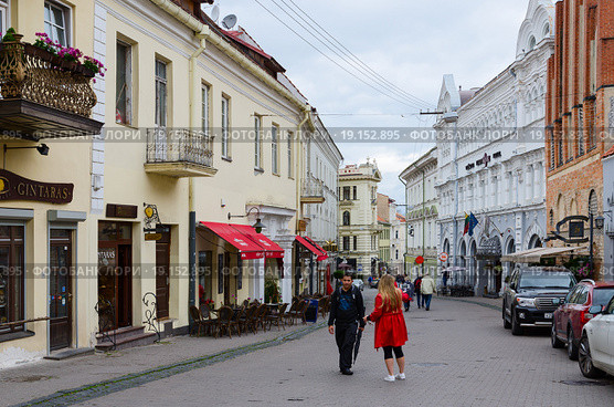 Улица Аушрос Варту, Вильнюс, Литва (2015 год). Редакционное фото, фотограф Ольга Коцюба / Фотобанк Лори