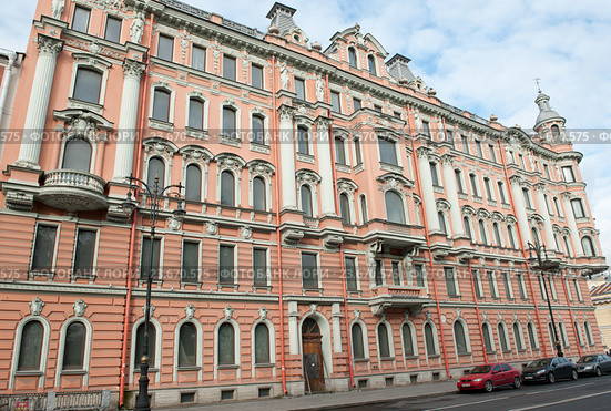 Улица Потемкинская, 3. Санкт-Петербург. Россия (2016 год). Редакционное фото, фотограф E. O. / Фотобанк Лори