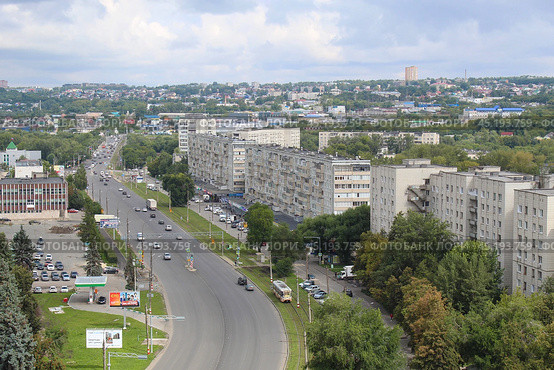 Улица Пушкарёва в Ульяновске (2024 год). Редакционное фото, фотограф Иван Дуплик / Фотобанк Лори