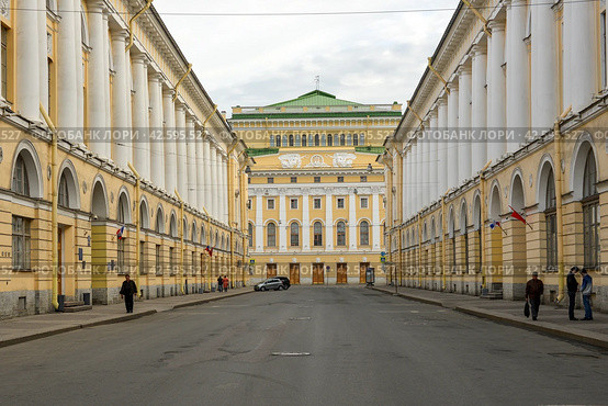 Улица Зодчего Росси в Санкт-Петербурге (2013 год). Стоковое фото, фотограф Александр Алексеев / Фотобанк Лори