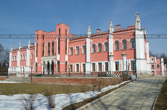 Усадьба Марфино, Подмосковье. Главный усадебный дом (2013 год). Редакционное фото, фотограф Елена Коромыслова / Фотобанк Лори