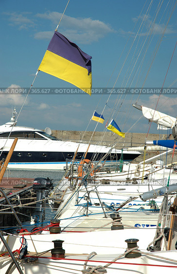 В Одесском яхт-клубе в пасмурную погоду (2008 год). Стоковое фото, фотограф крижевская юлия валерьевна / Фотобанк Лори