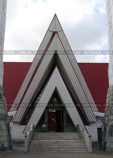 Вход в соборную мечеть - медресе "Ляля -  Тюльпан" (2011 год). Стоковое фото, фотограф Free Wind / Фотобанк Лори