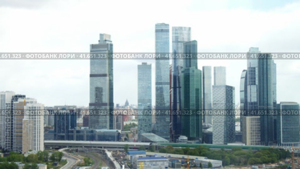 Вид на город сверху. Москва. Москва сити (2023 год). Редакционное видео, видеограф Семён Прудий / Фотобанк Лори