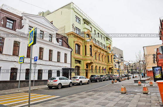 Вид на особняк Николая Терентьева. Петровский переулок, дом 8. Москва. Россия. Редакционное фото, фотограф E. O. / Фотобанк Лори