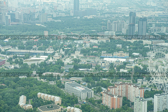 Вид на ВДНХ со смотровой площадки Останкинской телебашни (2024 год). Редакционное фото, фотограф Алёшина Оксана / Фотобанк Лори