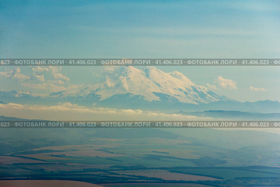 Вид на вершину горы Эльбрус. Стоковое фото, фотограф Андрей Ситников / Фотобанк Лори