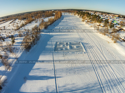 Вид с воздуха на реку Молога, рядом с деревней Фабрика. Стоковое фото, фотограф Илья Якунин / Фотобанк Лори