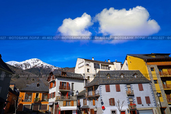 Vielha also Viella village in Lerida Catalonia of Spain Aran Valley in Pyrenees. Стоковое фото, агентство Ingram Publishing / Фотобанк Лори