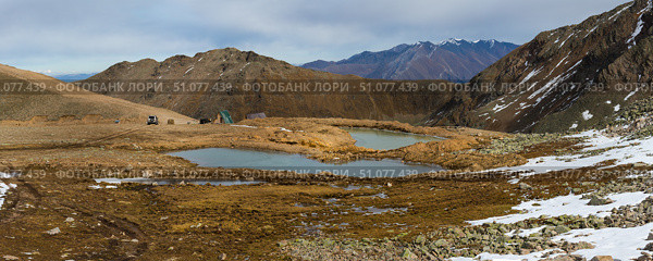 View of Caucasus mountains in autumn. Стоковое фото, фотограф Юлия Белоусова / Фотобанк Лори