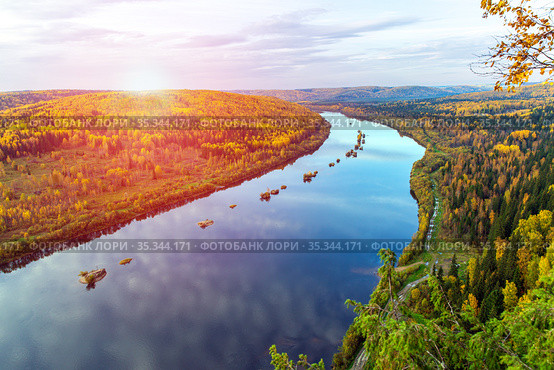View of the Vishera river from the Vetlan cliff. Perm Krai. Russia. Стоковое фото, фотограф Евгений Ткачёв / Фотобанк Лори