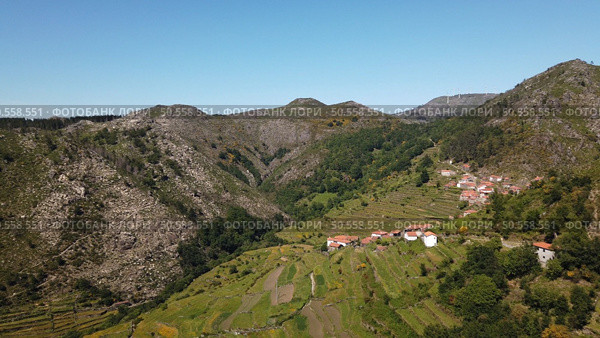Viewpoint of the Terraces (Miradouro dos Socalcos), overlooking the Agricultural terraces (famous Tibete style landscape view), Porta Cova place, Sistelo, Arcos de Valdevez, Portugal. Стоковое фото, агентство Ingram Publishing / Фотобанк Лори