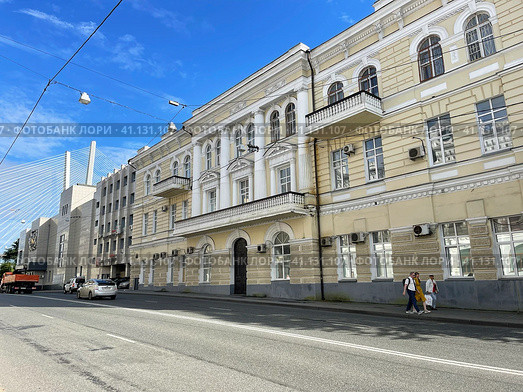 Владивосток, улица Светланская, дом 46. Дом Семёнова, 1903 год постройки. Редакционное фото, фотограф Овчинникова Ирина / Фотобанк Лори