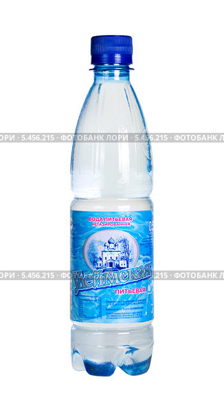Вода питьевая "Улеймская". Пластиковая бутылка 0,5 литра (2013 год). Редакционное фото, фотограф Сергей Лаврентьев / Фотобанк Лори