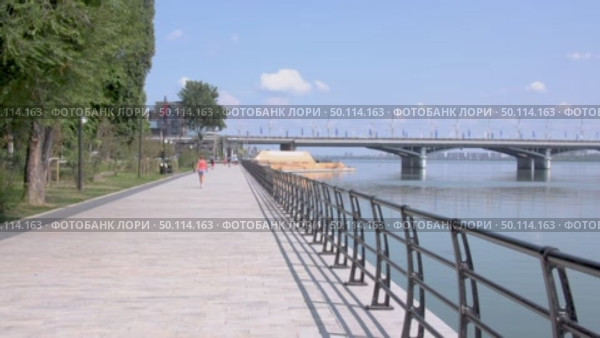 Voronezh, Russia, July 15, 2024: Chernavsky Bridge in summer in the city of Voronezh near Petrovskaya Embankment. Редакционное видео, видеограф Катерина Белякина / Фотобанк Лори