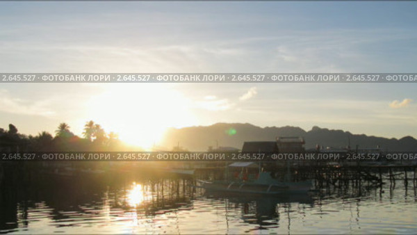 Восход над Филиппинами (2011 год). Стоковое видео, видеограф Кирилл Трифонов / Фотобанк Лори