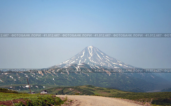 Вулкан Вилючинский. Камчатка. Россия июль 2023. Редакционное фото, фотограф Владимир Макеев / Фотобанк Лори