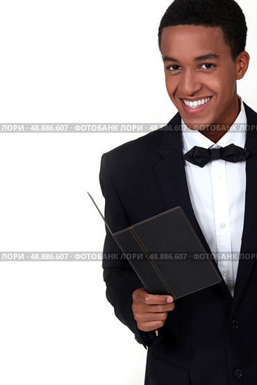 Waiter wearing tuxedo. Стоковое фото, агентство Ingram Publishing / Фотобанк Лори