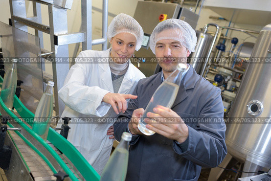 water factory. Стоковое фото, агентство Ingram Publishing / Фотобанк Лори