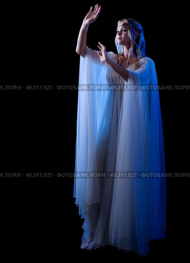 Young elven woman isolated on black. Стоковое фото, агентство Ingram Publishing / Фотобанк Лори