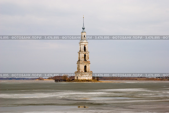 Затопленная колокольня. Калязин (2012 год). Стоковое фото, фотограф Румянцева Наталия / Фотобанк Лори