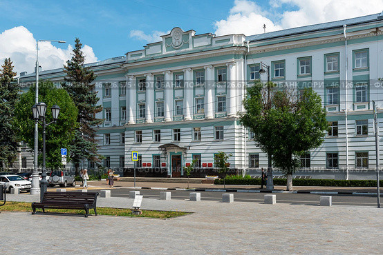 Здание администрации Тверской области. Тверь (2022 год). Редакционное фото, фотограф Александр Щепин / Фотобанк Лори