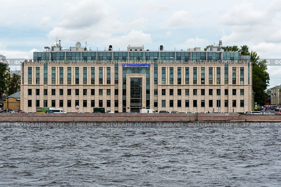 Здание компании "Транснефть". Санкт-Петербург (2021 год). Редакционное фото, фотограф Александр Щепин / Фотобанк Лори
