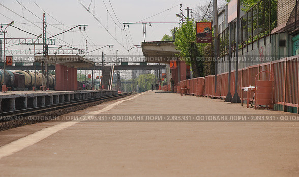 Железнодорожная платформа Бескудниково. Москва (2010 год). Редакционное фото, фотограф Алёшина Оксана / Фотобанк Лори