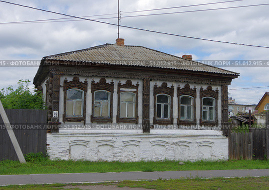 Жилой дом Молодцова. Курганская область, город Далматово, улица Ленина, 93. Редакционное фото, фотограф Алексей Иванов / Фотобанк Лори