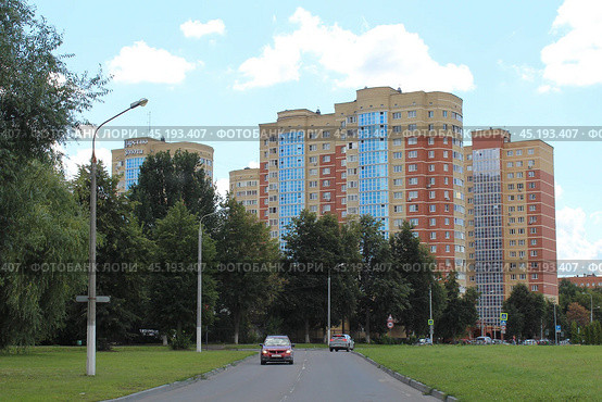 Жилой комплекс Бриз в Орехово-Зуево (2024 год). Редакционное фото, фотограф Иван Дуплик / Фотобанк Лори