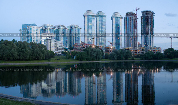 Жилой комплекс Воробьевы горы, Москва. Редакционное фото, фотограф Донцов Евгений Викторович / Фотобанк Лори