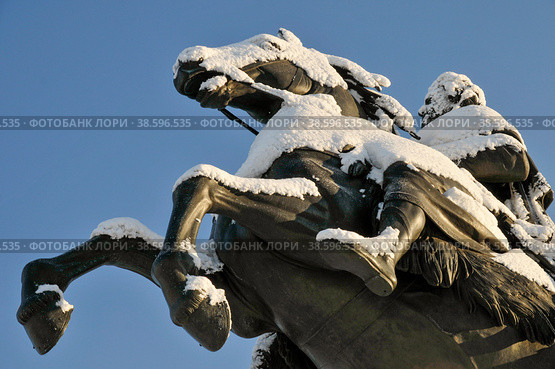Зимний Санкт-Петербург. Медный всадник. Фрагмент (2010 год). Стоковое фото, фотограф Александр Алексеев / Фотобанк Лори